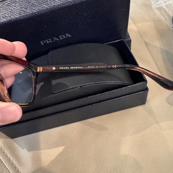 Prada eyeglasses - Picture 5 of 5